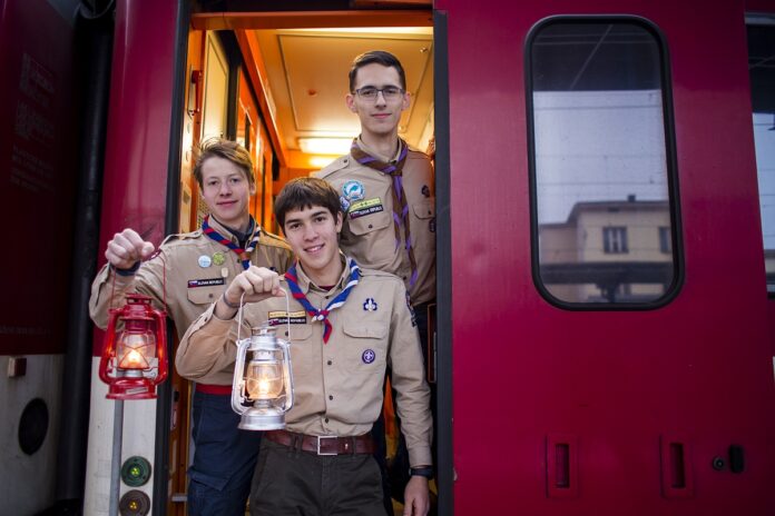 Rozvoz Betlehemského svetla v roku 2022
